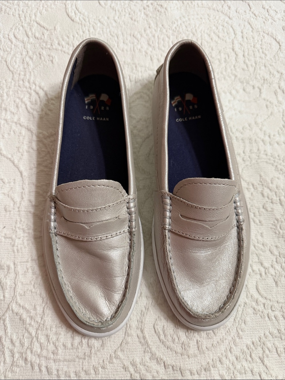 Cole Haan Silver Leather Penny Loafers Size 5.5B